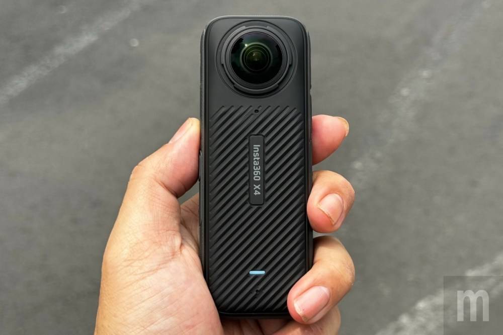 Insta360 X4， Insta360接续推出新全景相机Insta360 X4，带来更无缝的8K全景拍摄、拍摄时间也大幅增加<br><span style='color：#848482; font-size:16px;' >诸多功能均有升级</span>， mashdigi-科技、新品、趣闻、趋势