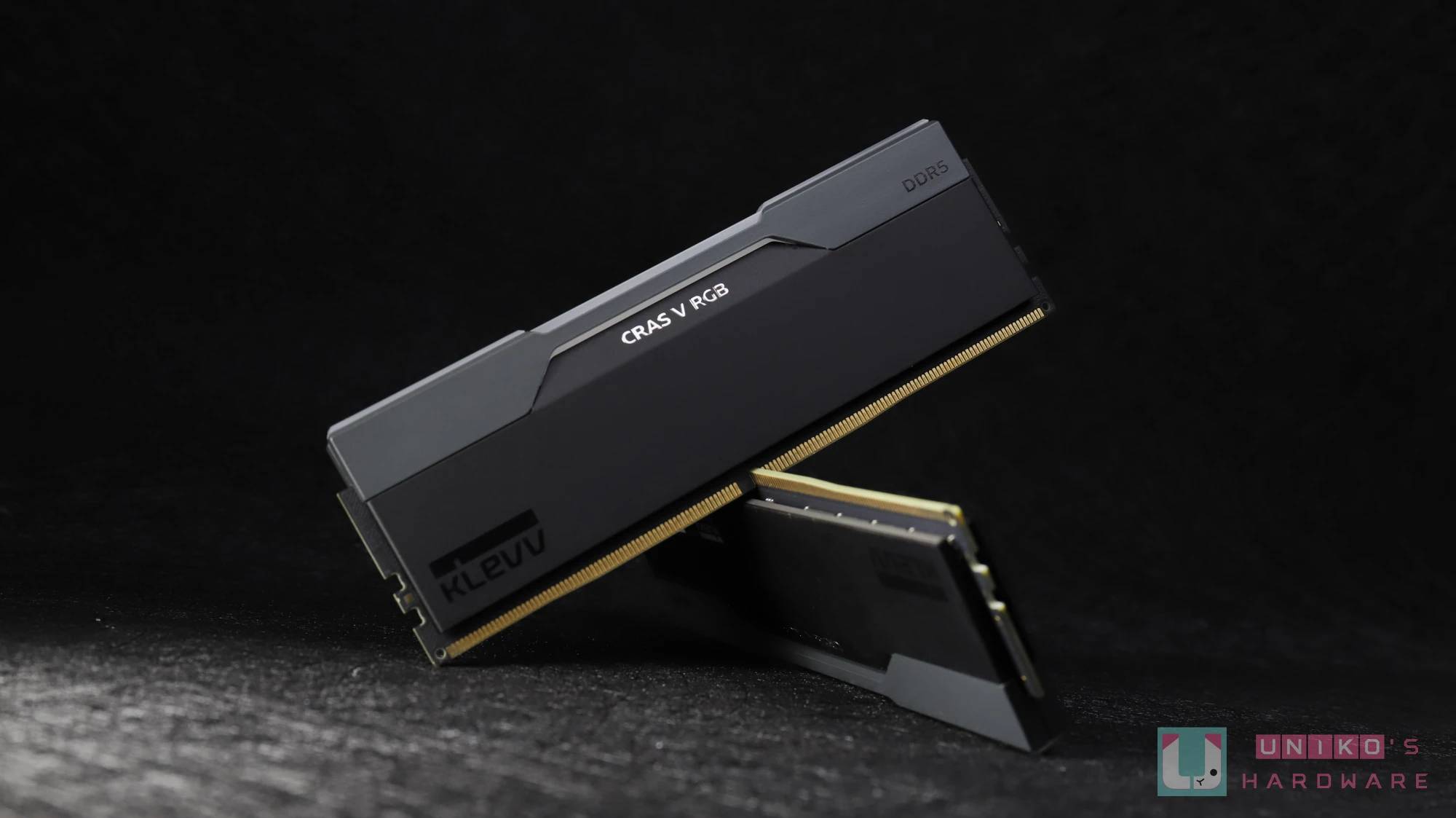 直上 8600 MT/s！ KLEVV CRAS V RGB DDR5-7600 内存开箱评测