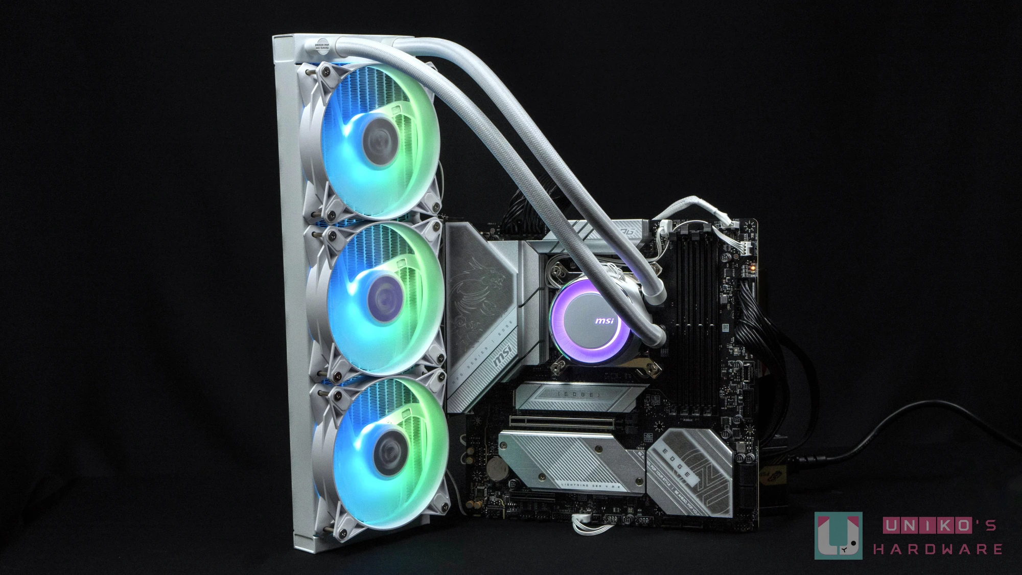 白色新潮流！ MSI MAG CORELIQUID E360 WHITE 水冷散热器开箱评测