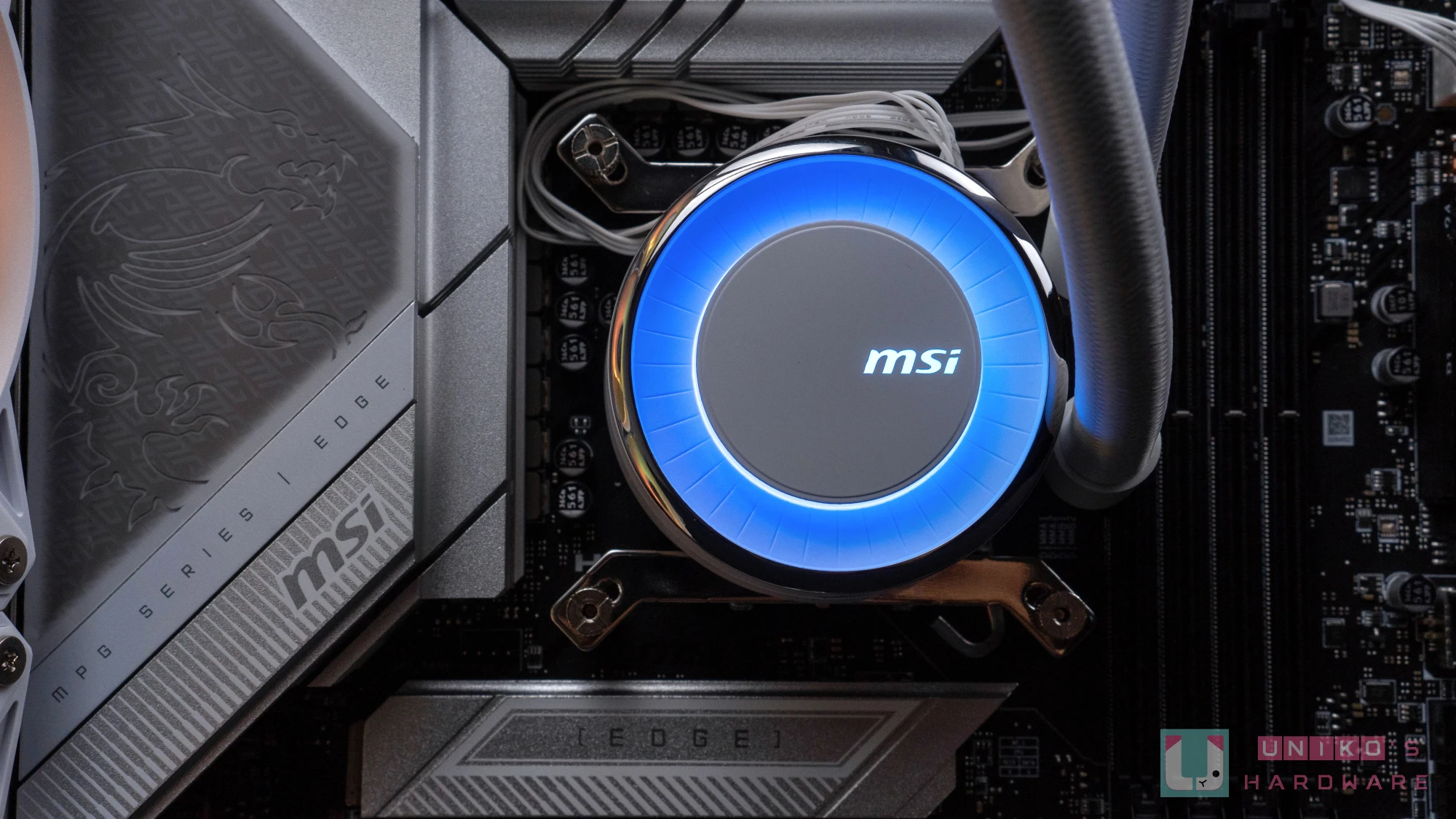 白色新潮流！ MSI MAG CORELIQUID E360 WHITE 水冷散热器开箱评测