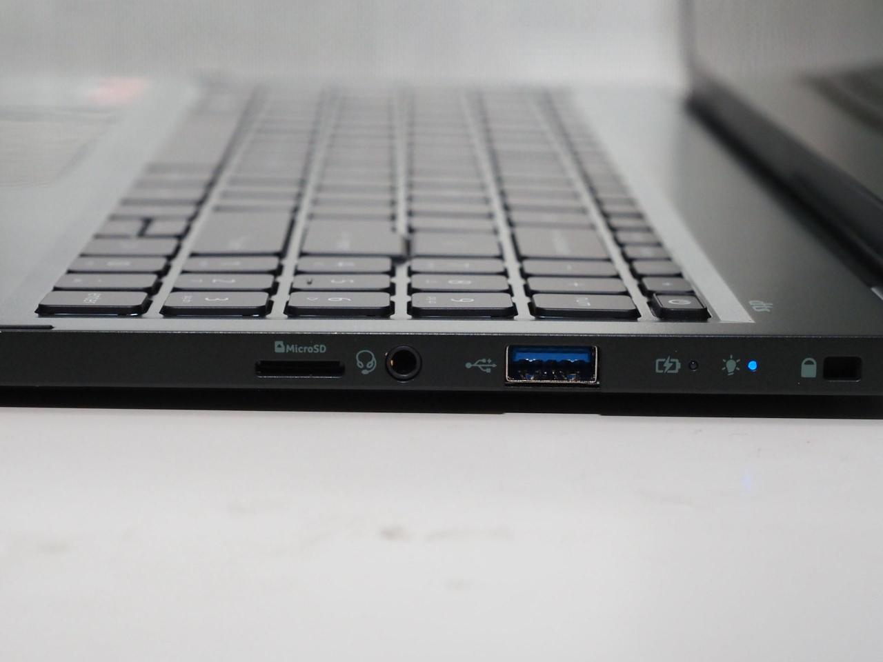 搭载AMD Ryzen 7 7840U的Acer Swift Edge 16评测，效能出色但受限轻薄设计影响持续效能