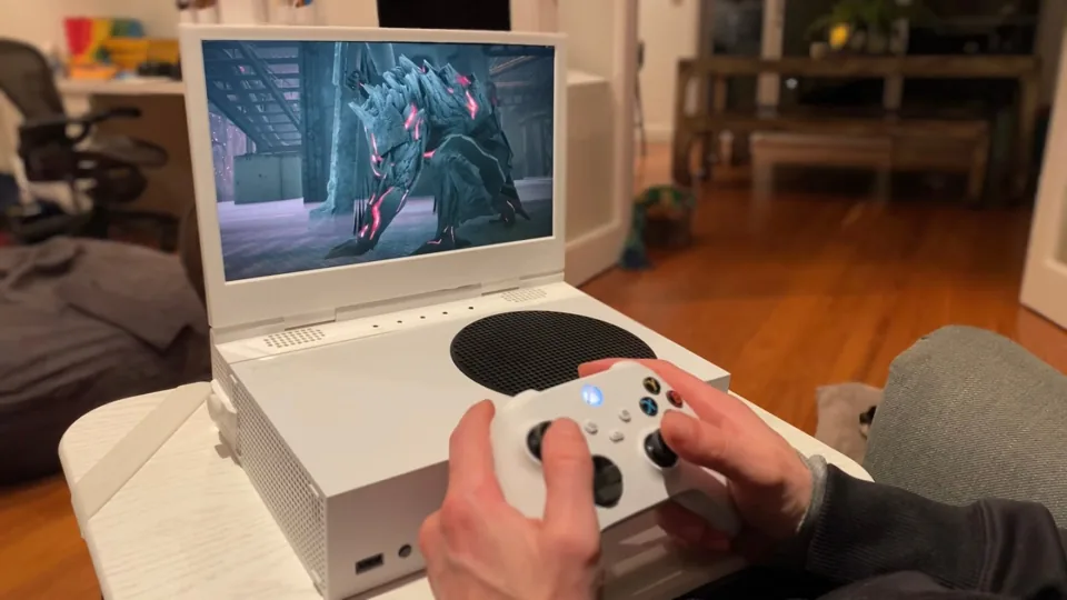 xScreen获得Microsoft官方认证，让Xbox Series S主机变身游戏本！