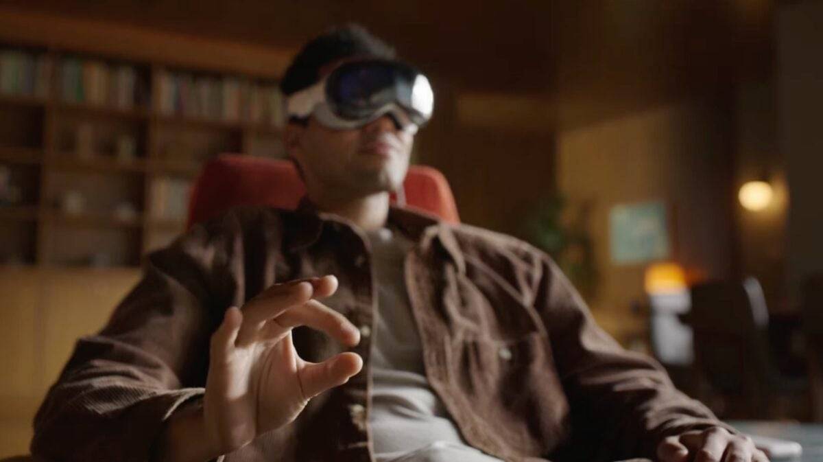 【WWDC 2023】Apple 头戴显示器 Vision Pro 推出，支持 AR/VR 切换，售价 3499 美元
