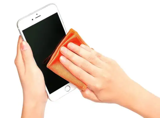 iPhone Lightning 检测到进水无法充电，看到警告的4 个解决方式 第4张