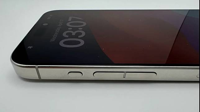 iPhone 15 Pro 临时被叫停的神秘触觉按钮曝光