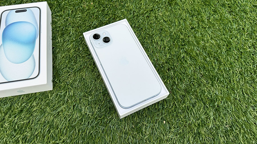 iPhone 15 开箱评测：兼顾娱乐性与实用性的一款 第1张
