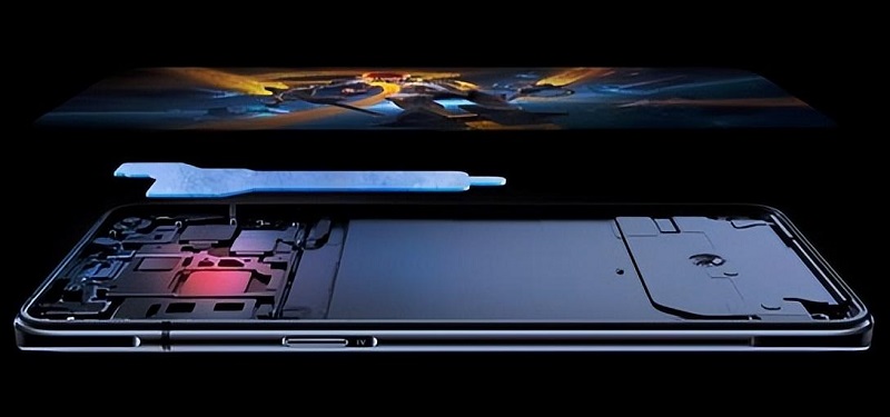 Graphene cooling mobile phone