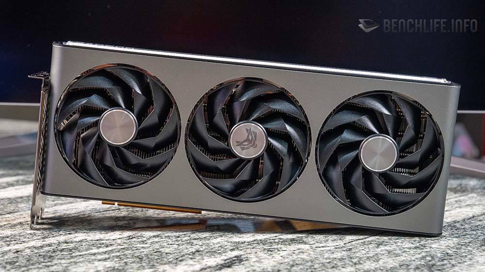 与 GeForce RTX 4070 Super 同台较劲，Sapphire AMD Radeon RX 7900 GRE Nitro+ 实测