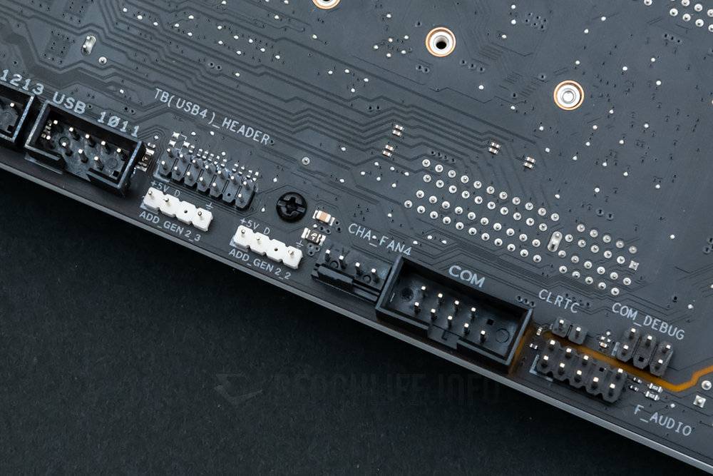 银白风格背插式主板，ASUS TUF Gaming Z790-BTF WiFi开箱
