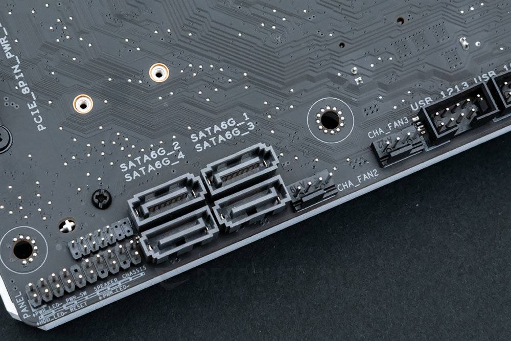 银白风格背插式主板，ASUS TUF Gaming Z790-BTF WiFi开箱