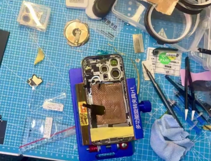 玩家给iPhone 15 Pro改装导热管，散热改善后3DMark、《原神》等性能明显提升