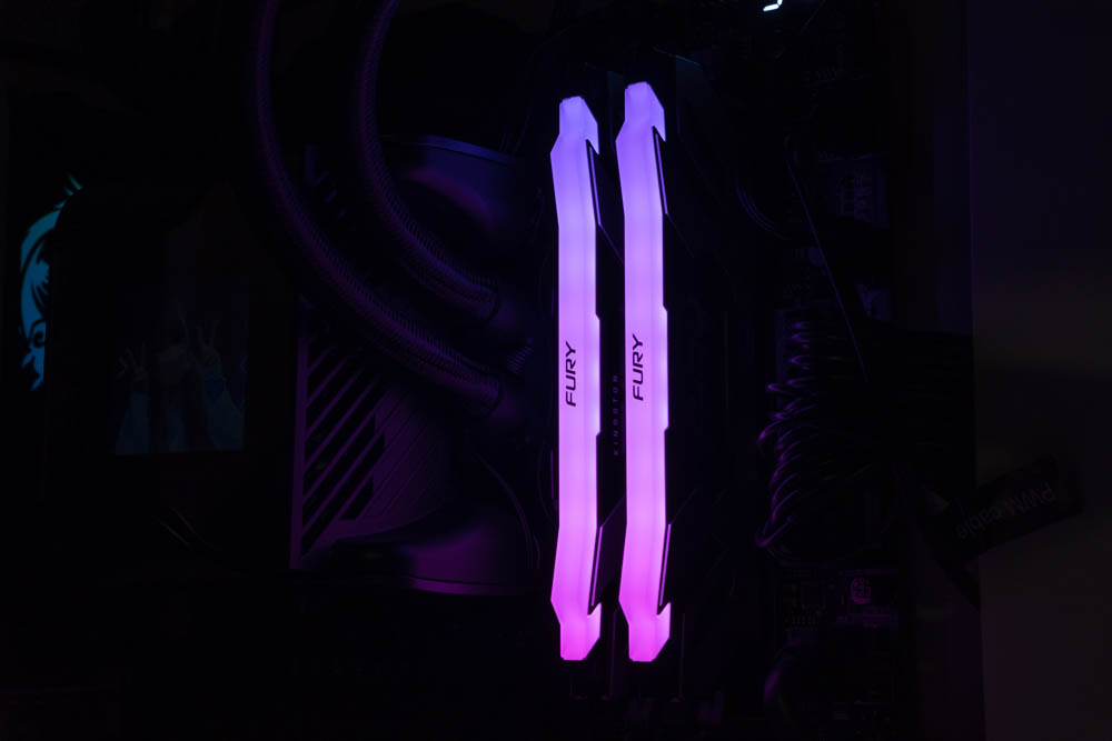 Kingston Renegade DDR5 RGB 非二进制 DDR5 内存性能对比开箱评测