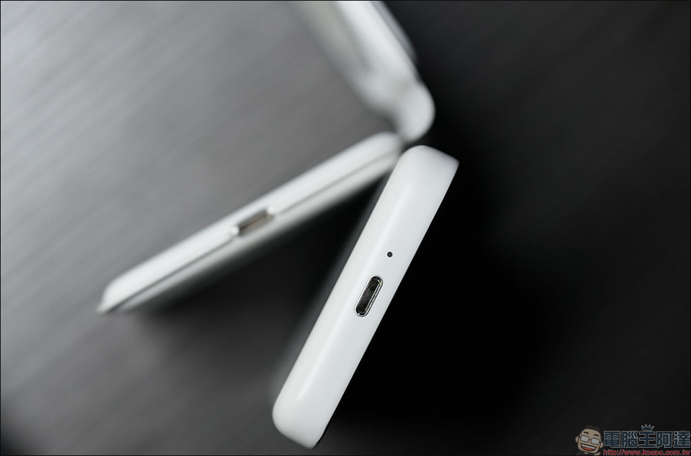 iPhone 15 发布后， iPhone 13 mini 、MagSafe 移动电源以及 MagSafe 双充电器正式停产 - 榜哥
