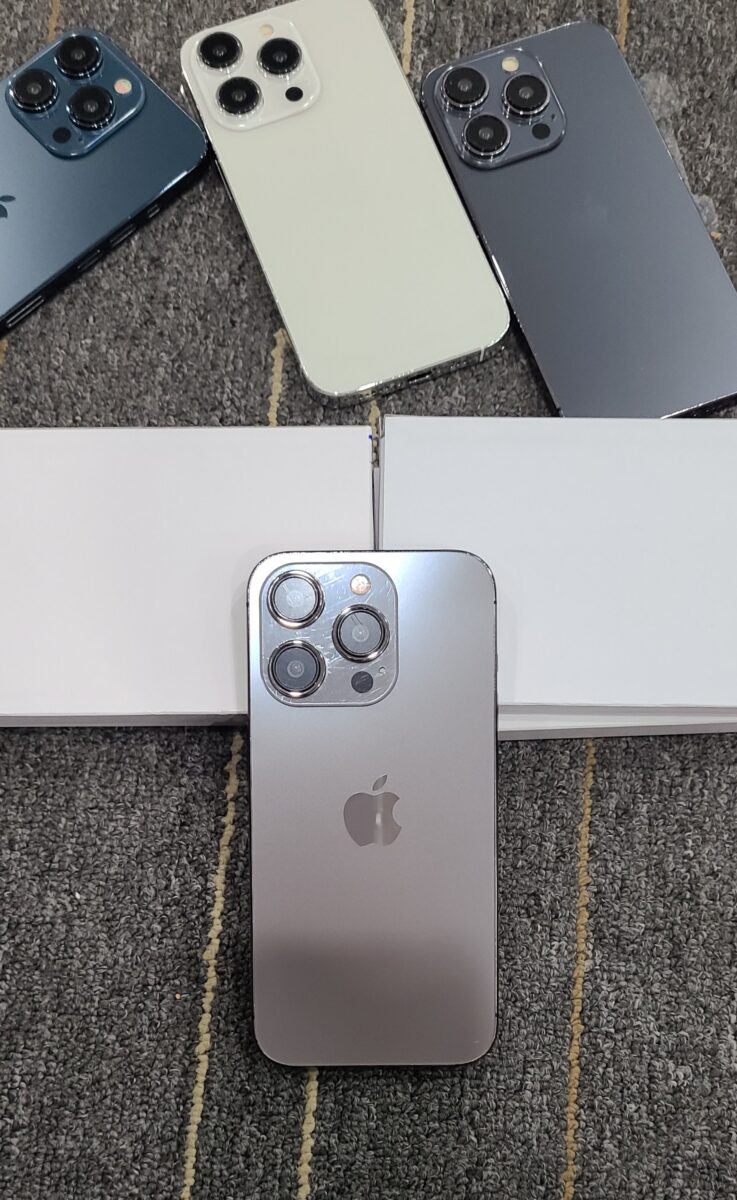 iPhone iOS iPhone 15 iPhone 15 Pro 颜色 配色 模型机 保护壳 编织保护壳 皮革保护壳