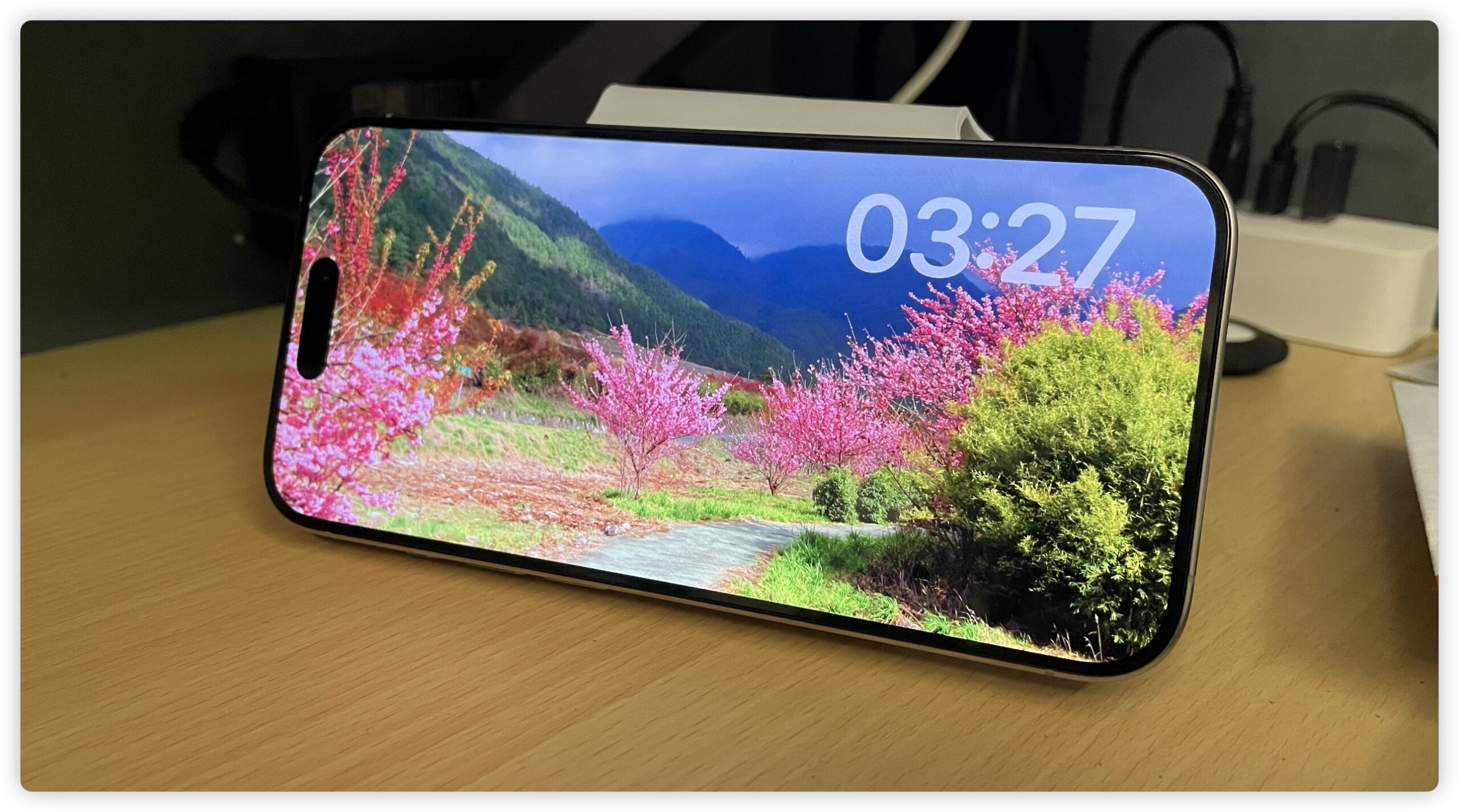 iPhone 屏幕出现红色时钟怎么关闭？教你如何关闭待机模式效果 第10张