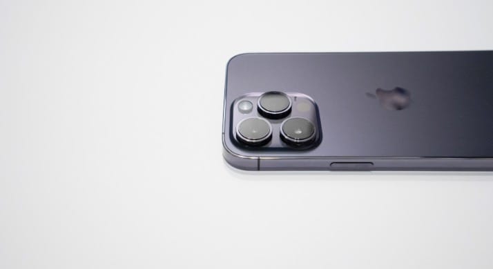 第二季度iPhone鲸吞全球手机市场85%利润 Android势危