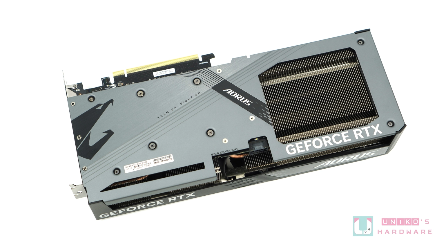 AORUS GeForce RTX 4060 Ti ELITE 8G 显示卡评测开箱，神鹰就是帅！
