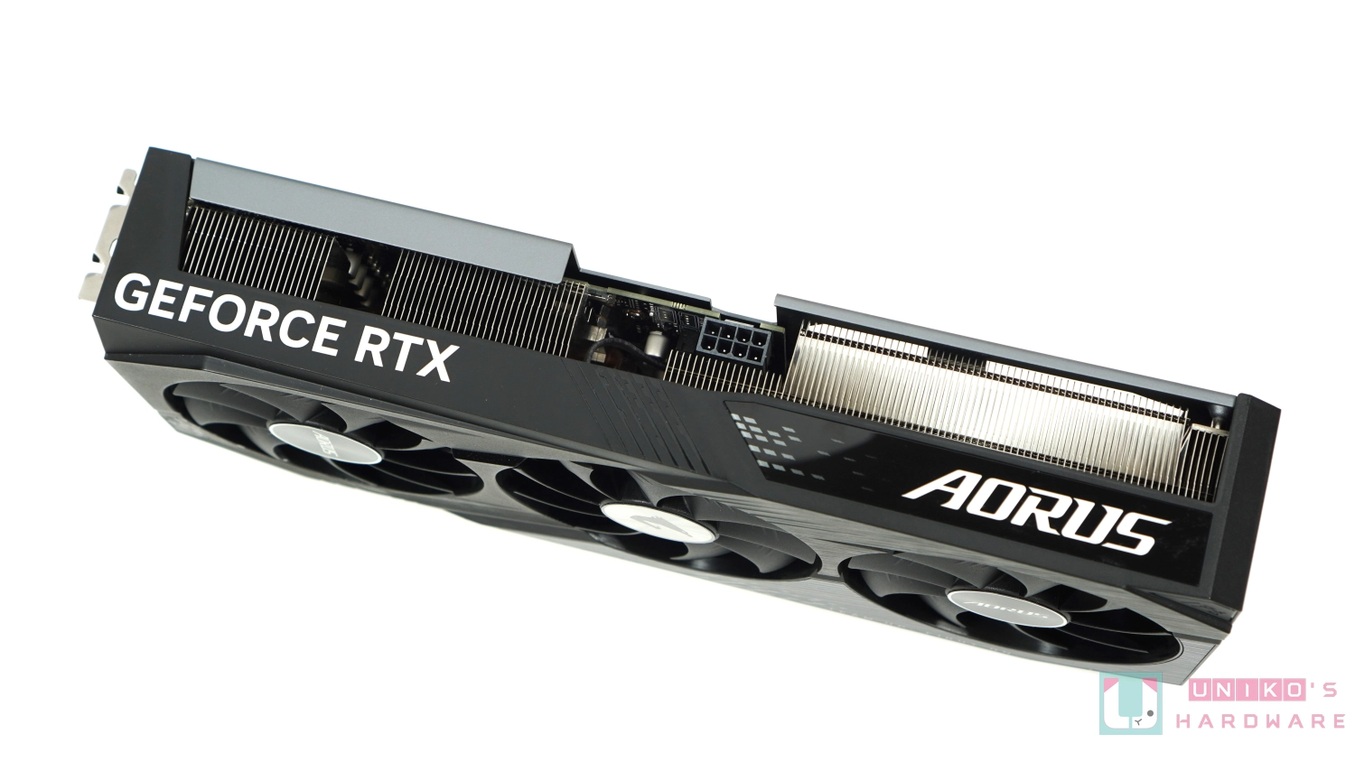 AORUS GeForce RTX 4060 Ti ELITE 8G 显示卡评测开箱，神鹰就是帅！