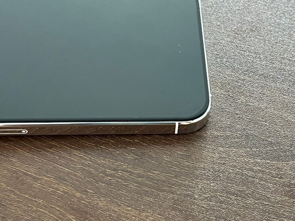 iPhone 15系列模型机曝光：全系Type-C！边框更窄，Pro版独享固态静音键！