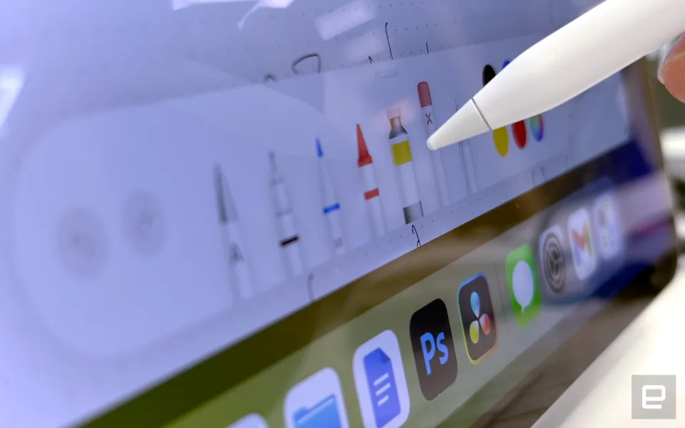 iPadOS 17.5 beta 确认iPad Pro OLED的存在，还有新Apple Pencil的「挤压」手势