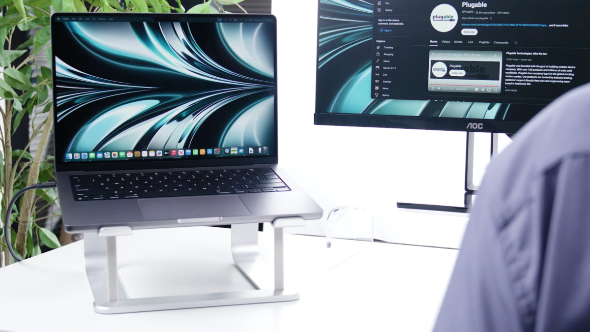 M3 MacBook Air M3 MacBook Pro 外接双屏幕
