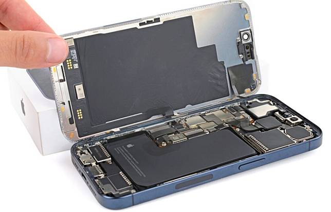 iPhone 15 电池周期寿命远超预期 iOS 17.4 将带来调整
