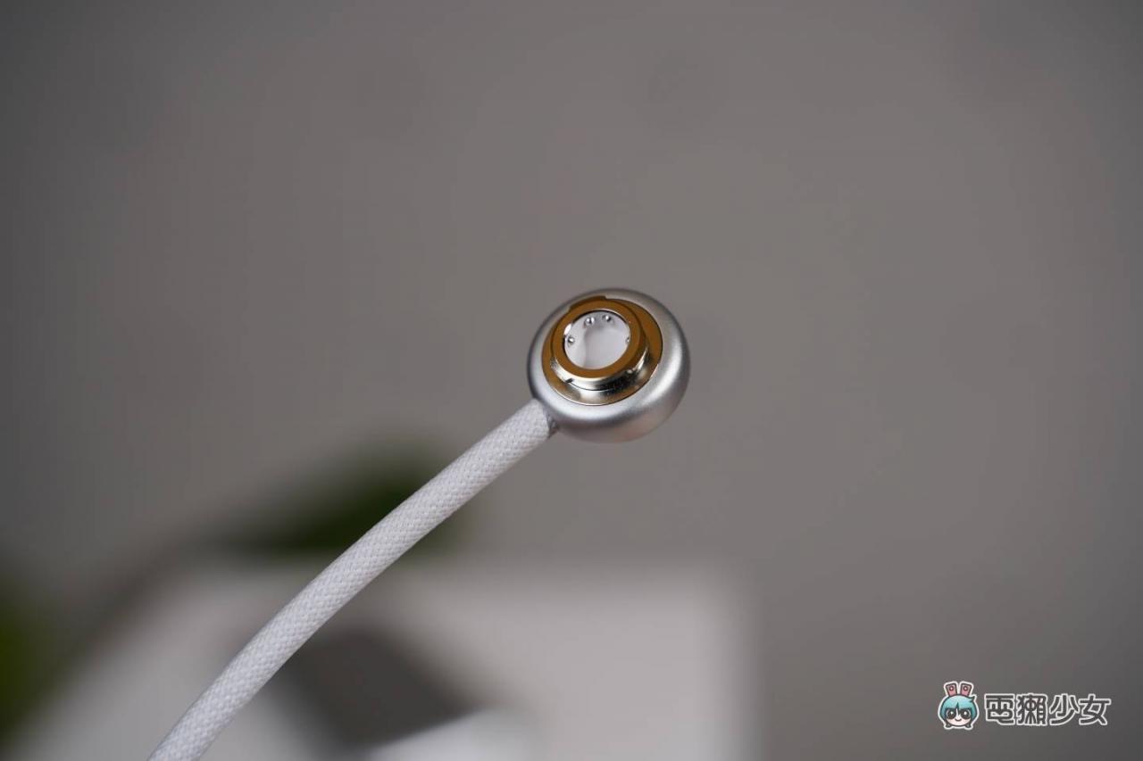 开箱|Apple Vision Pro 外观细看：进入苹果打造的' 空间运算 '世界