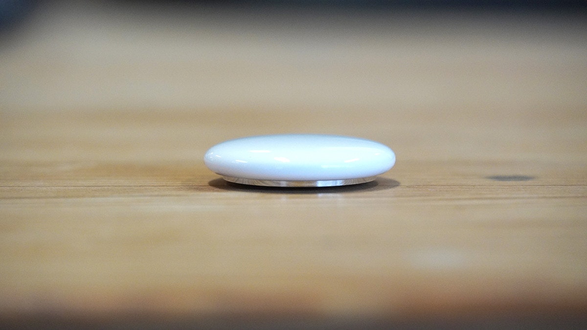 照片中包含了特写、产品设计、墙纸、水、特写