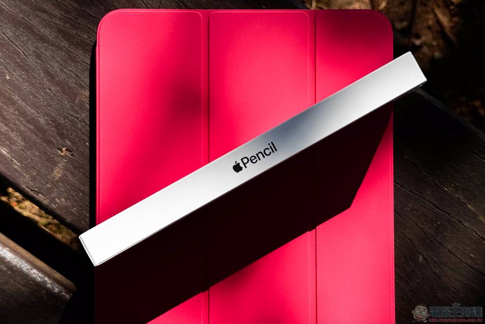 Apple Pencil （USB-C） 开箱体验：应用的分歧，妙妙的定位 - 榜哥