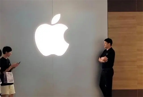 苹果公司即将在iOS 18.2更新中为备忘录应用引入三项AI功能 第1张