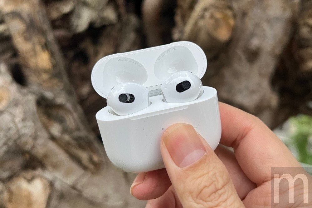 苹果秋季发表会预测：AirPods 将搭载 USB-C iPhone 15 部分机种也会更换