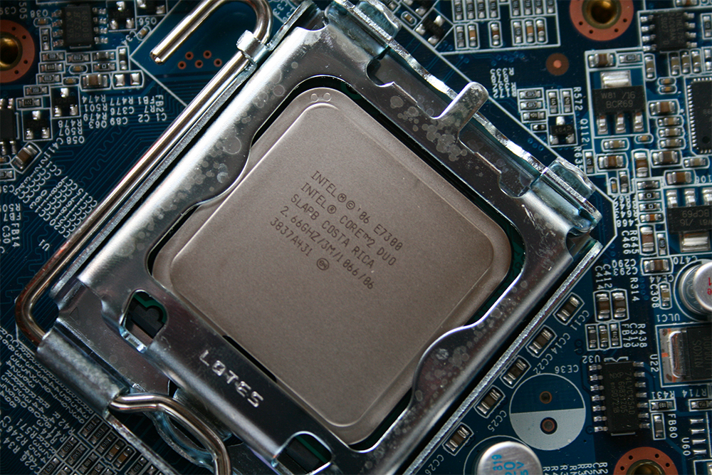 史上最具影响力的 10 款电脑 CPU - 榜哥