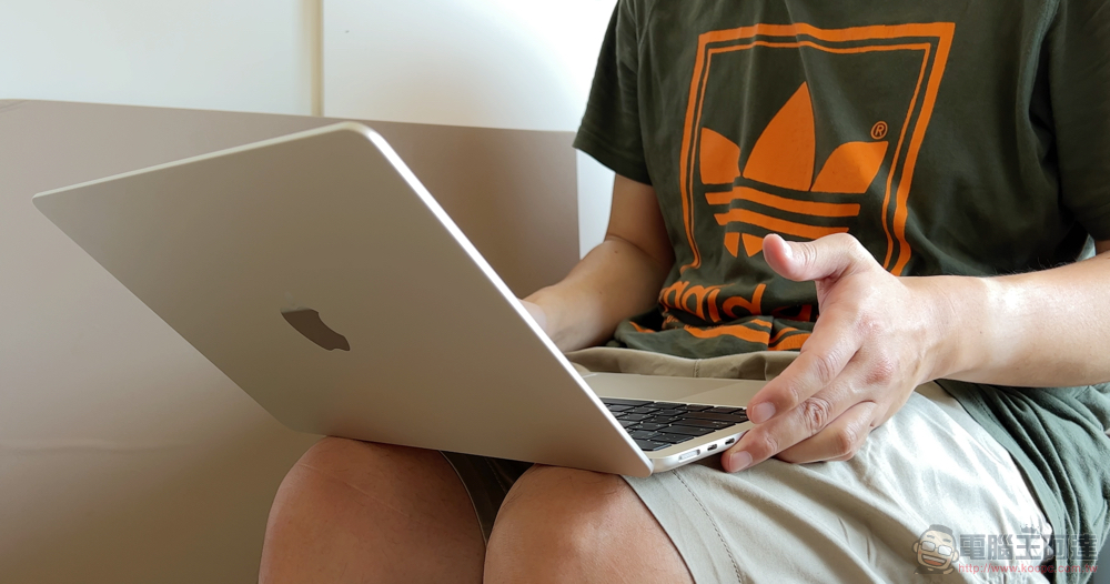 M2 MacBook Air 开箱体验 ：美型新设计与更强苹果芯片效能值得 M1 用户升级吗？ - 榜哥