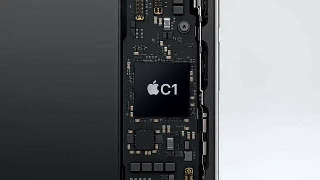 首批 iPhone 16e 评测 C1 5G 表现佳、续航力出色