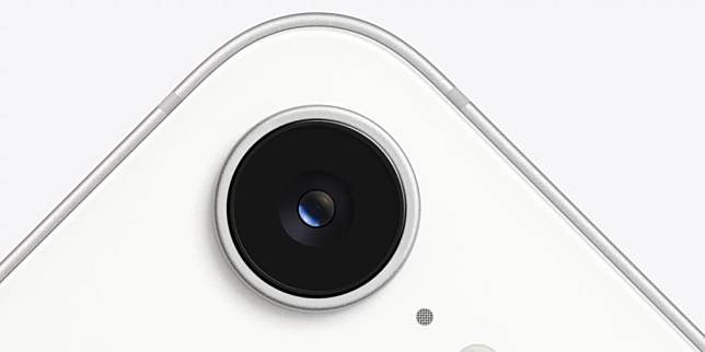 首批 iPhone 16e 评测 C1 5G 表现佳、续航力出色