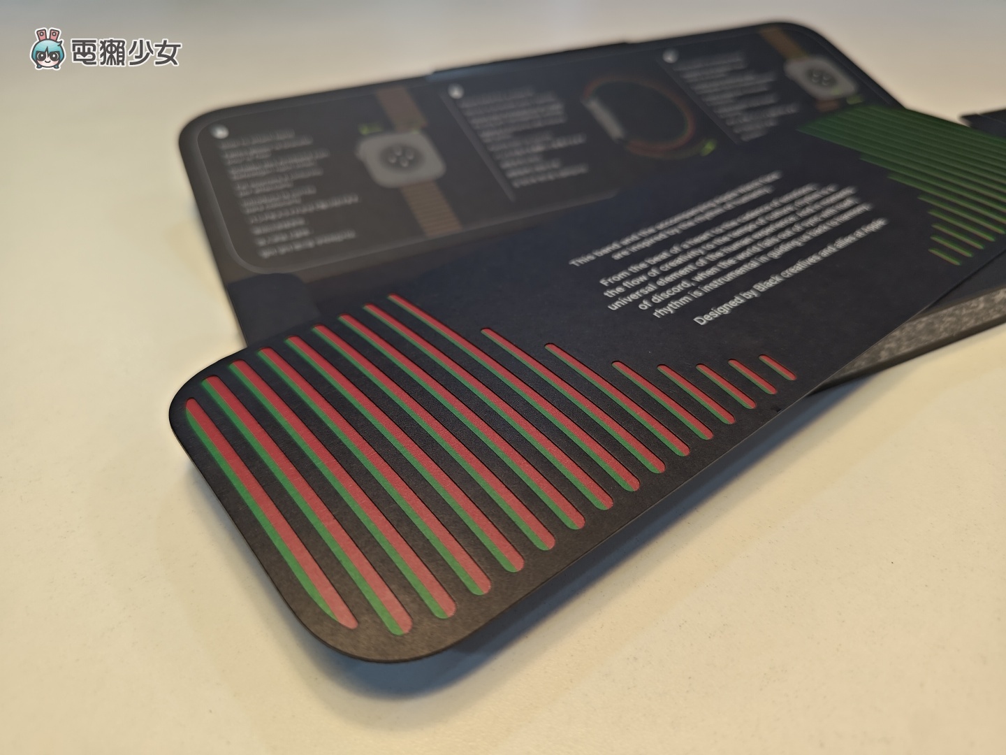 向黑人历史月致敬！ Apple Watch Black Unity 运动型表环开箱