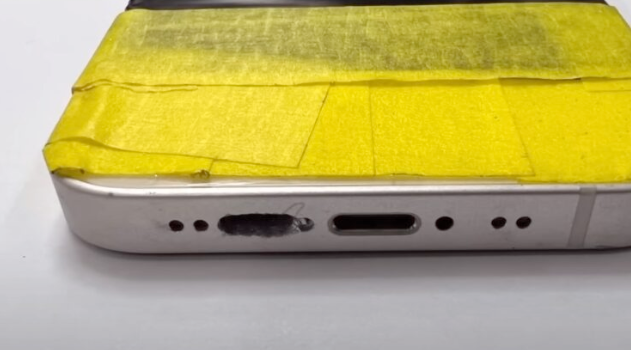 iPhone加入USB-C充电孔了！国外工程师等不及自己做了一个 第2张
