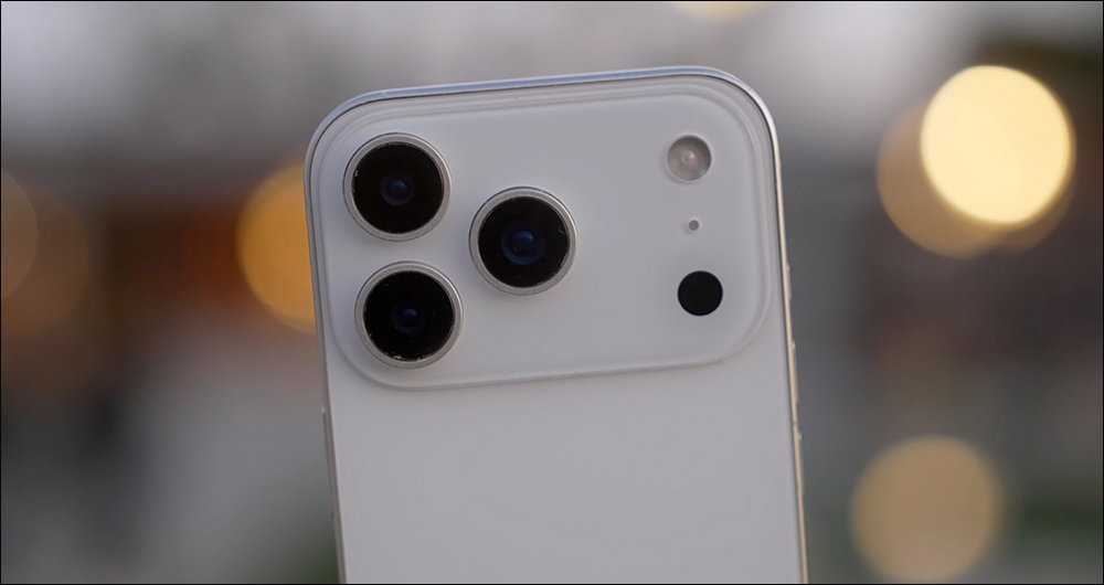 iPhone 17 全系列更多动手玩视频曝光， iPhone 17 Air 5.5mm 极限厚度挑战结构极限 - 榜哥