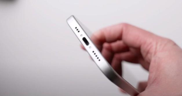 iPhone15手机全部4款模型机开箱！赶紧来看苹果15最新圆角边框的样子 第14张