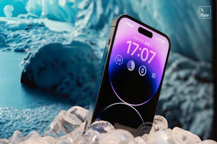 iPhone 14 开箱体验：iPhone 13 的躯壳，向 Pro 看齐的核心效能 第2张