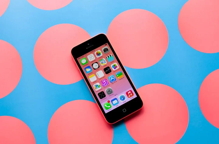 iPhone 14 开箱体验：iPhone 13 的躯壳，向 Pro 看齐的核心效能 第4张