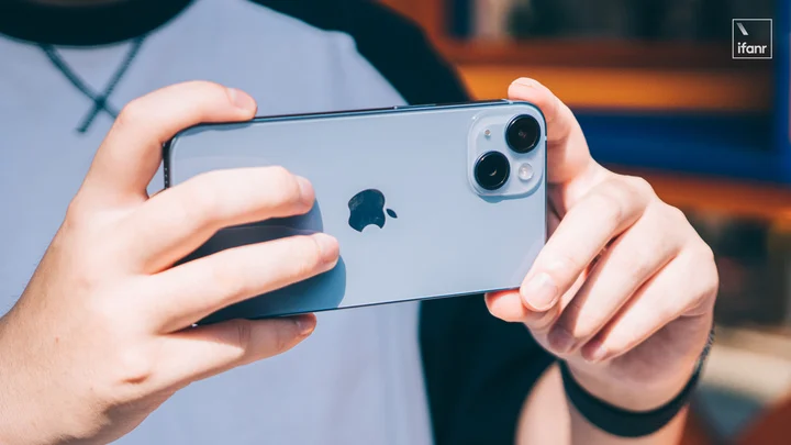 iPhone 14 开箱体验：iPhone 13 的躯壳，向 Pro 看齐的核心效能 第16张