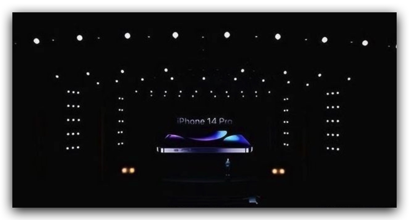 iPhone 14 发表会现场照流出！浏海、颜色、打孔萤幕全都曝光 第2张