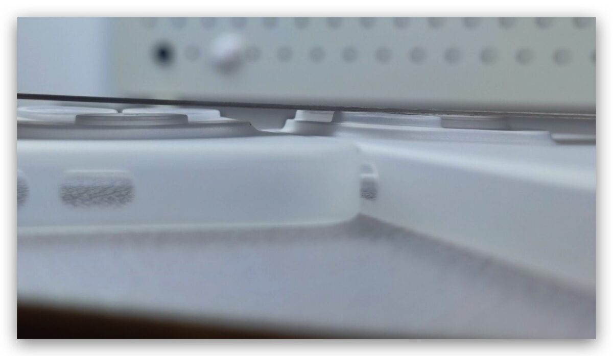 iPhone 14 第三方保护壳流出！相机真的变得这么凸？ 第5张