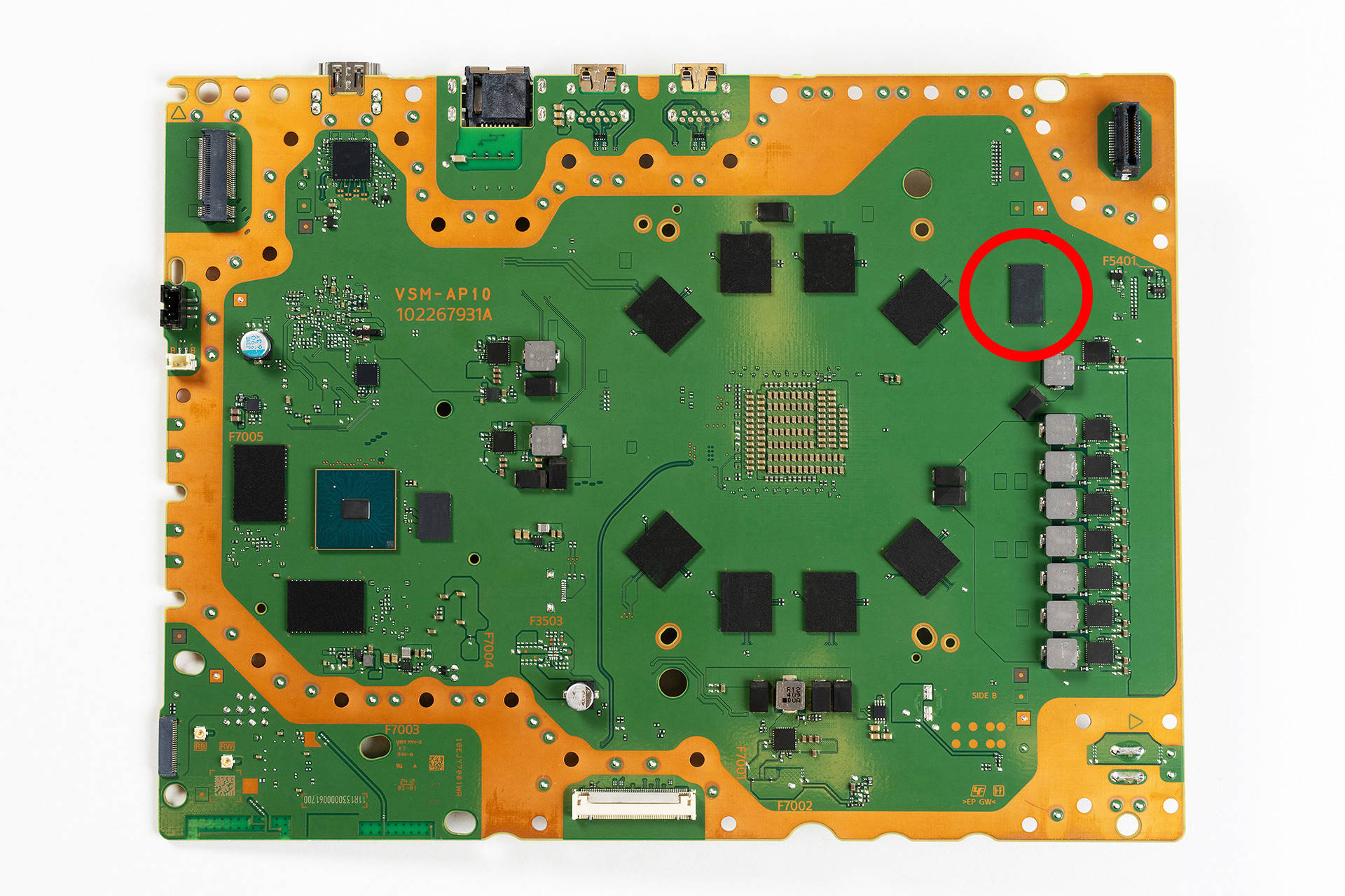 SONY 拆解 PS5 PRO，解构散热和 PCB 设计！