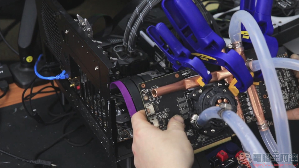 国外玩家靠自制水冷将GTX 1060超频至2200MHz - 榜哥