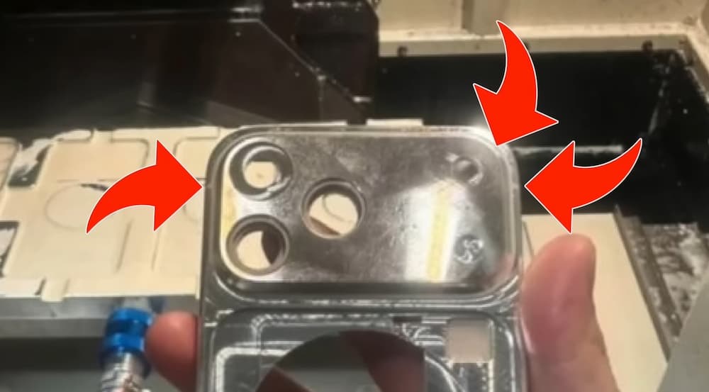 苹果将替iPhone 17 Pro天线移至相机模组周围 1