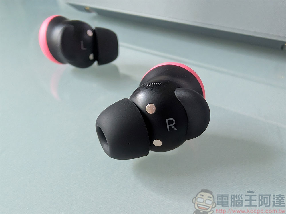 你很快就可以通过点头在 Pixel Buds Pro 2 上接听电话