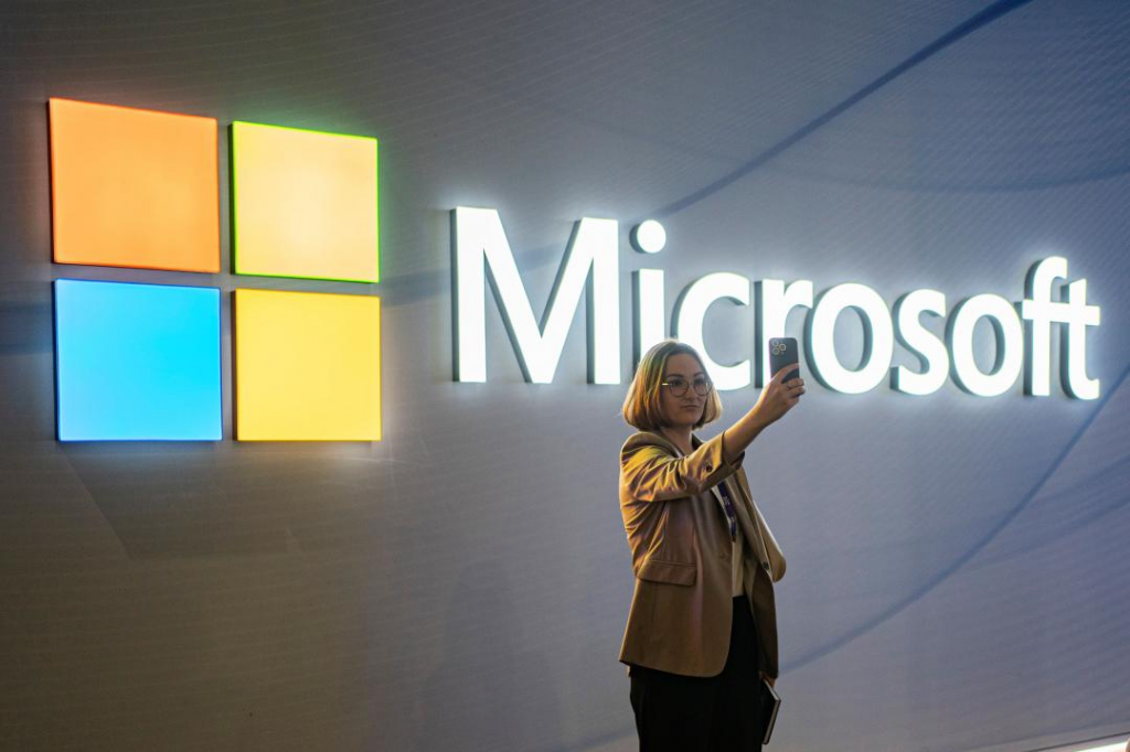 微软确定本月举办发布会！ 不只有新电脑、Windows 也传有大改版