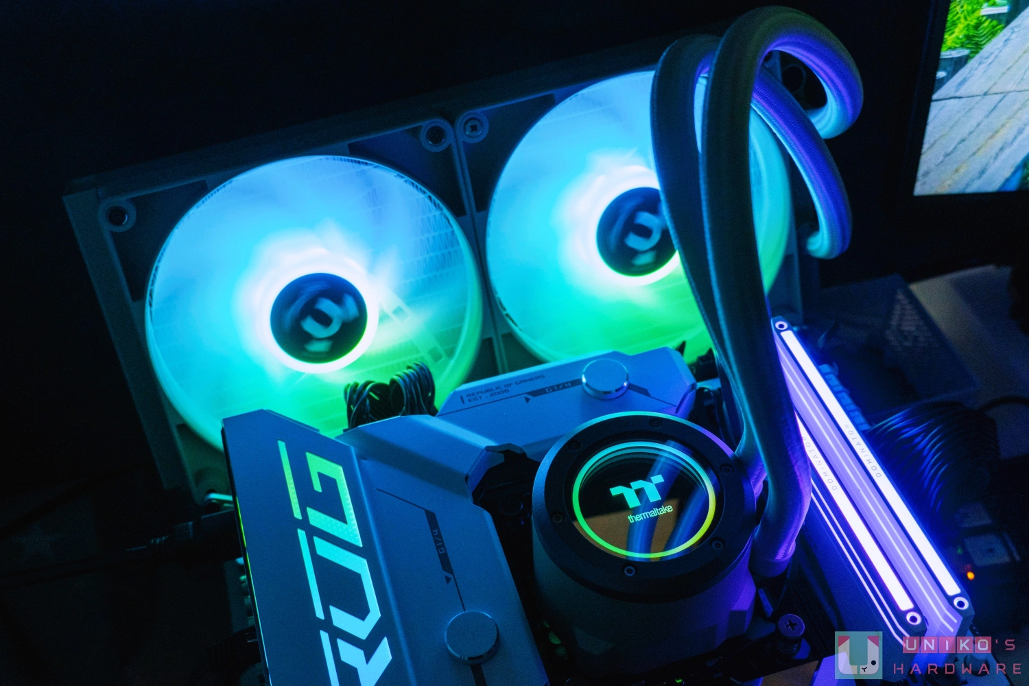 Thermaltake TH280 V2 ARGB Sync 抹茶绿一体式水冷散热器开箱评测